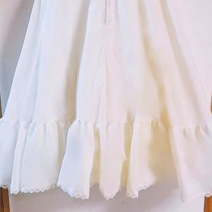 Vintage Lace Trim Petticoat Size 8
